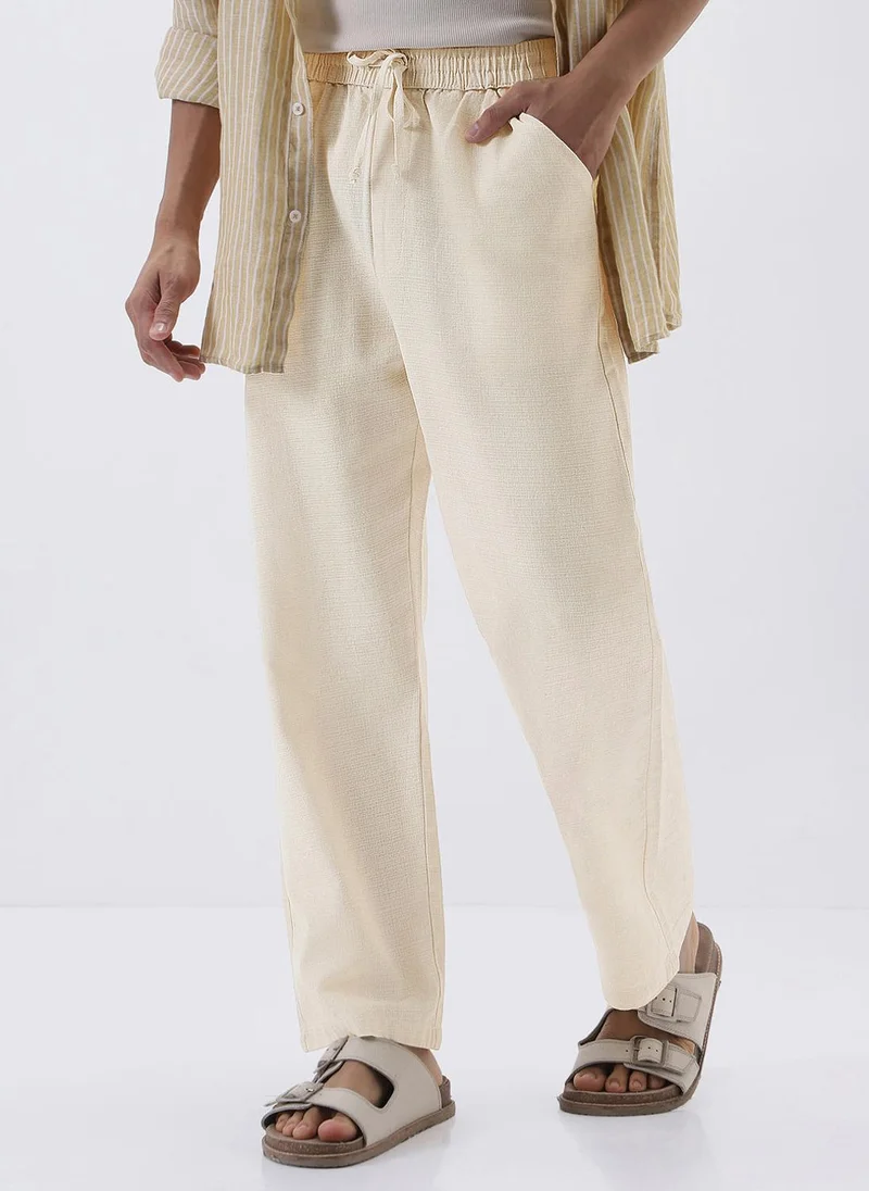 Urbano Fashion Men's Cream Loose Fit Solid Linen Blend Trousers Non-Stretchable